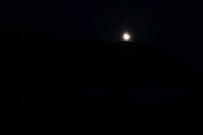 picture:./albums/2012_ April 8/../2019_MoonEclipse/IMG_6572.JPG